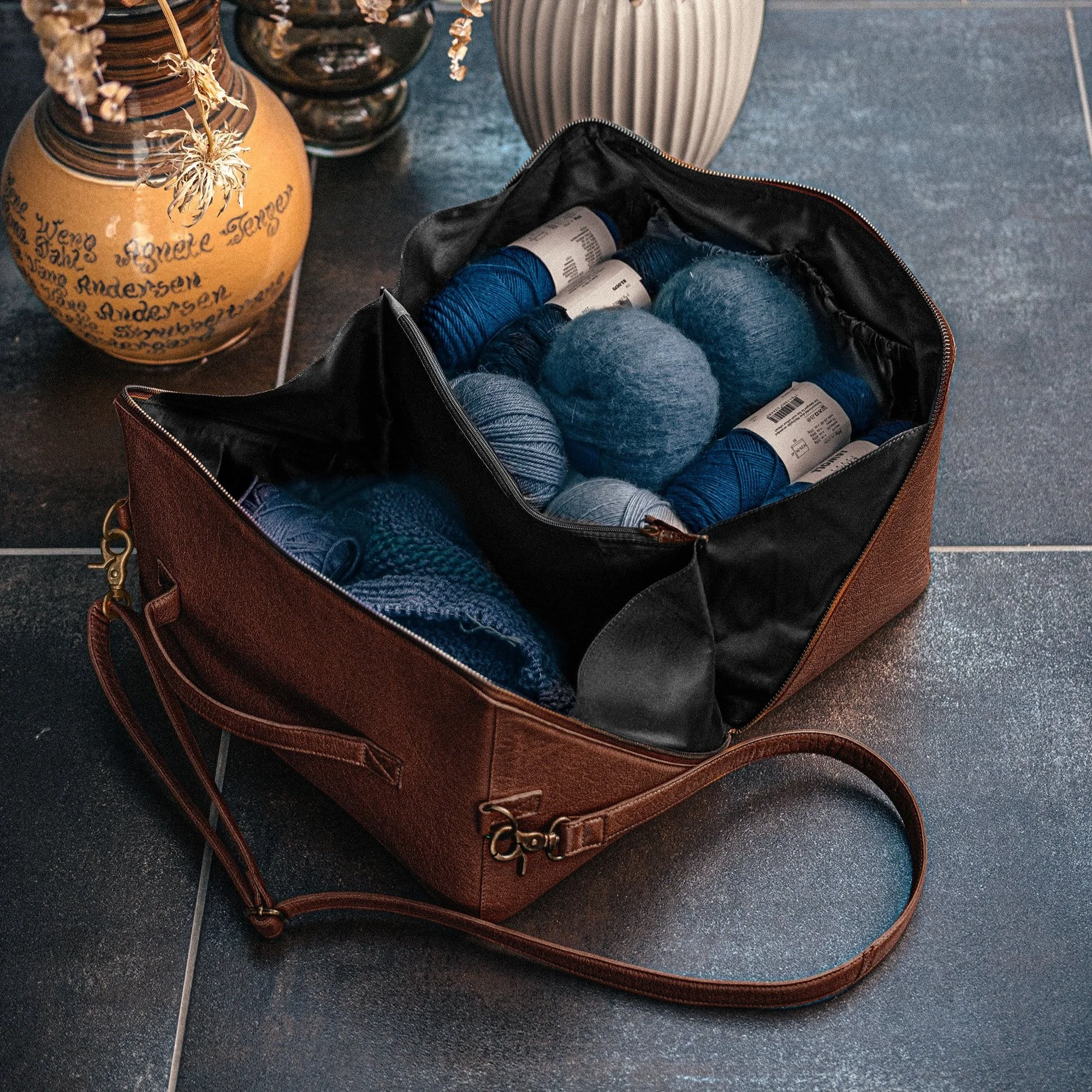 Muud Project bag, Cleo XL Knitting Leather Project Case — Cookston